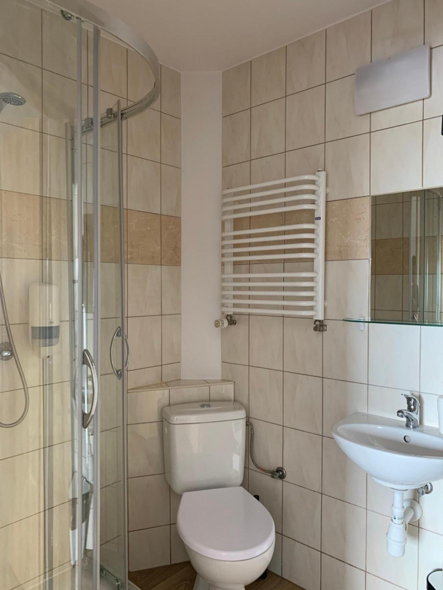 Premium Hostel & Bistro - Hostelpremium Pl Mielec Rom bilde